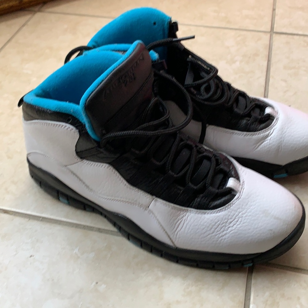 MENS AIR JORDAN 10 WHITE & BLUE SIZE 11.5 (AS IS)